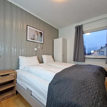 With Fantastic View And Parking Tromso