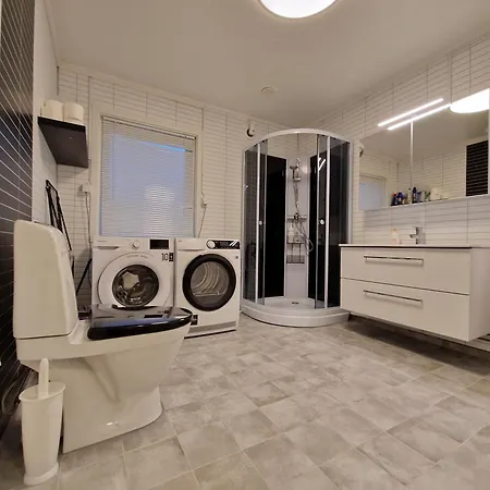 With Fantastic View And Parking *