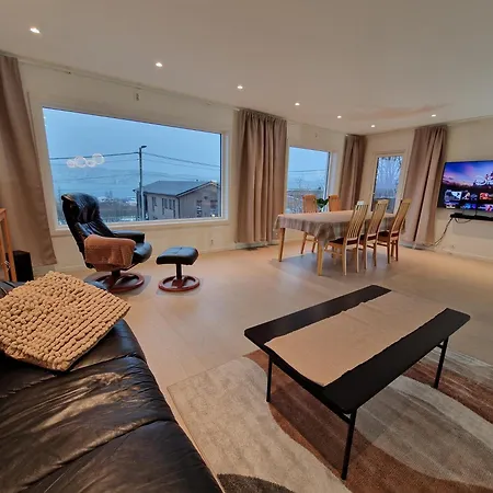 Apartment With Fantastic View And Parking *