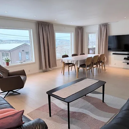 With Fantastic View And Parking Apartamento *