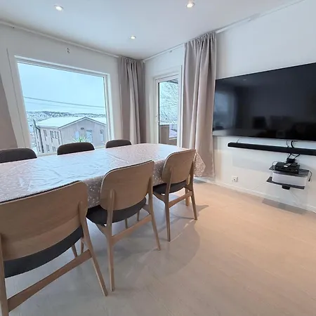 Apartamento With Fantastic View And Parking Tromsø