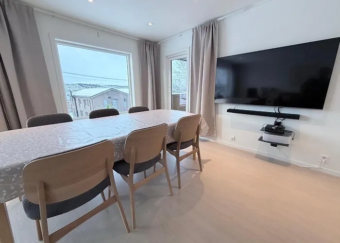 Apartment With Fantastic View And Parking Tromso